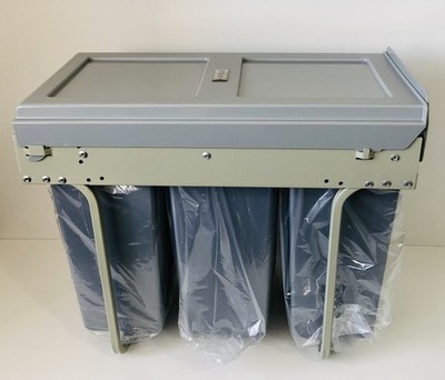 Hafele Tek ausziehbarer Abfalleimer, 3 x 10 Liter Bodenmontage - hellgrau 503.06.583