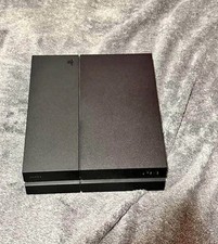 Sony PlayStation 4 1T Home Console - Black In Very Good Condition with Games