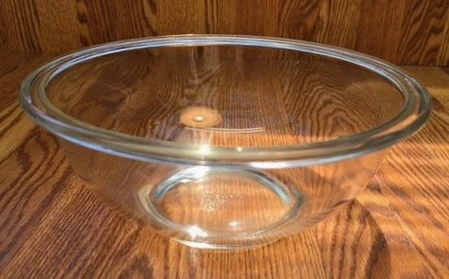 Vintage Pyrex #325 Clear Nesting Glass Mixing Bowl 2-1/2 Qt Text Block Logo