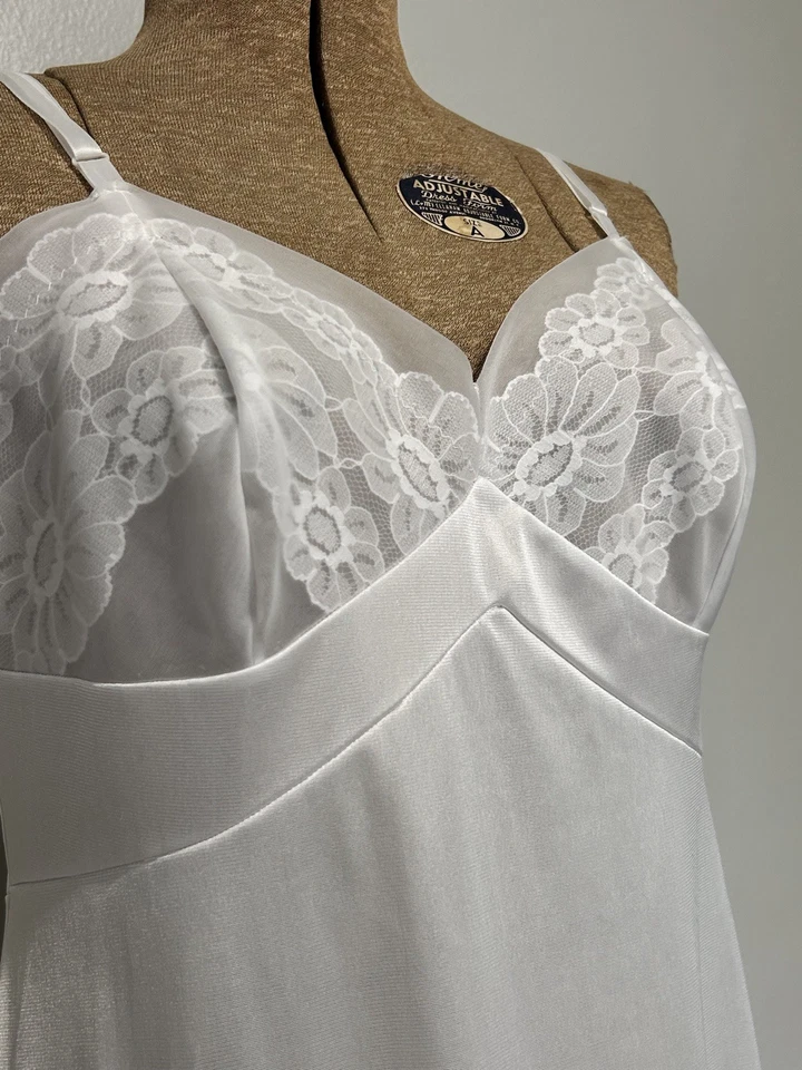 Roupa íntima vintage Adonna marfim renda lingerie slip completo tamanho 34 - Imagem 4 de 4