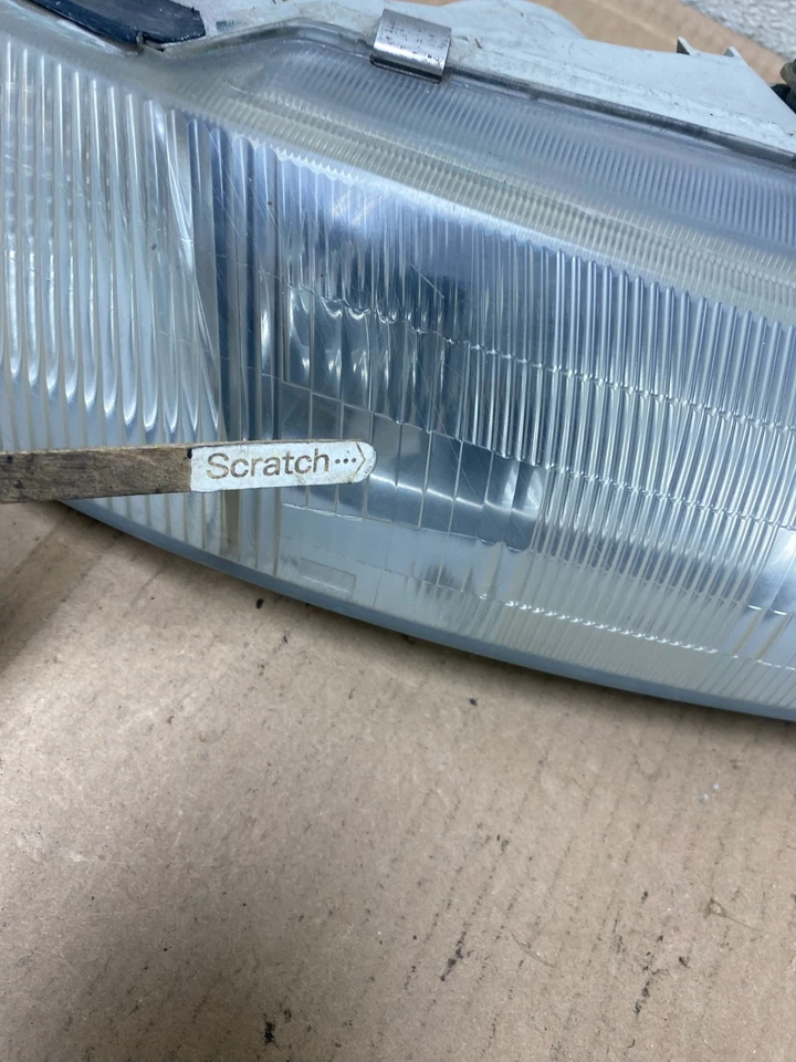 Faro lateral derecho pasajero Mazda 626 1993 a 1997 OEM R6914 DG Foto 4 de 4