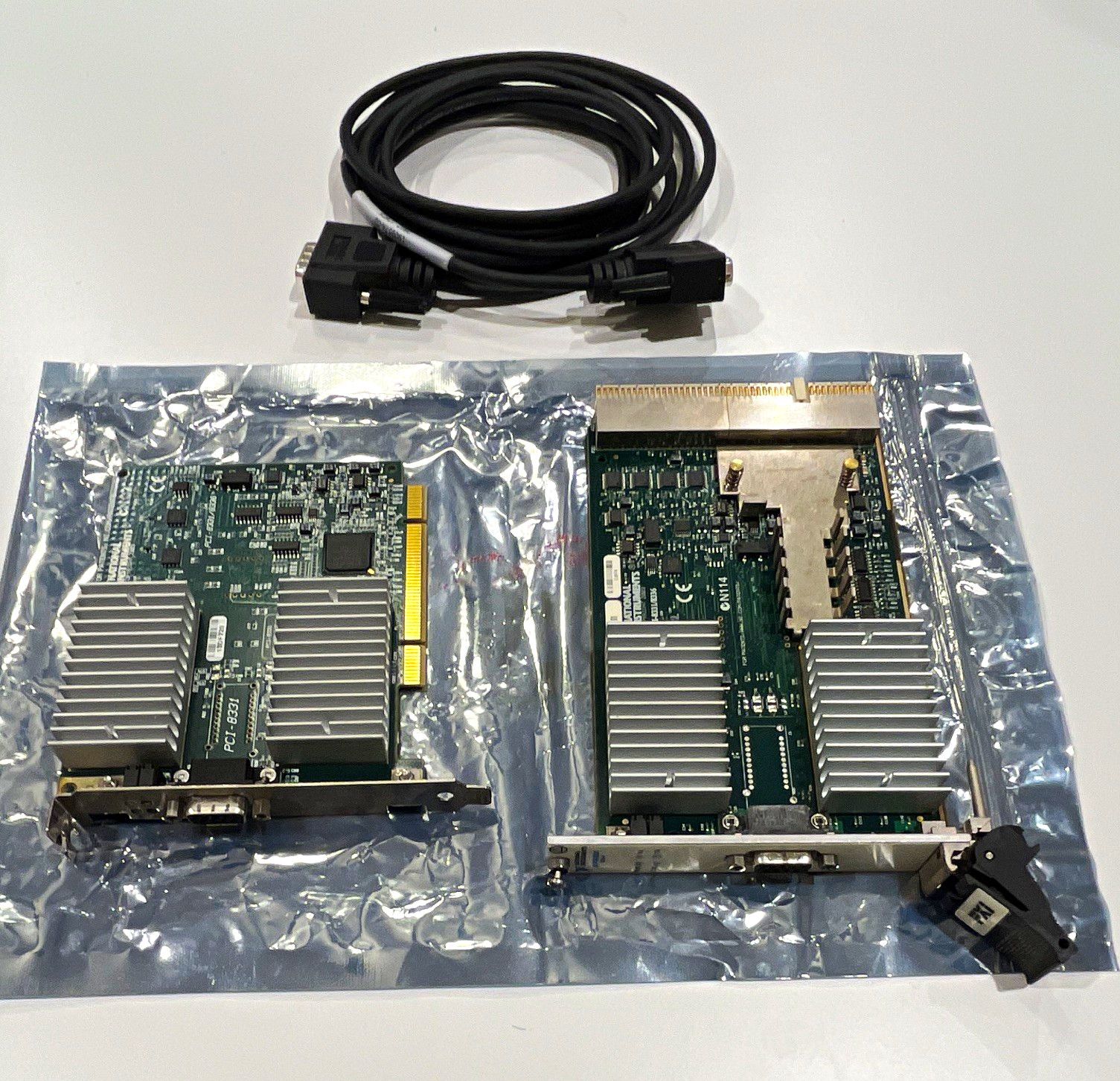 National Instruments Serial Communication Boards PCI-8331 + PXI-8331 + Cable kit