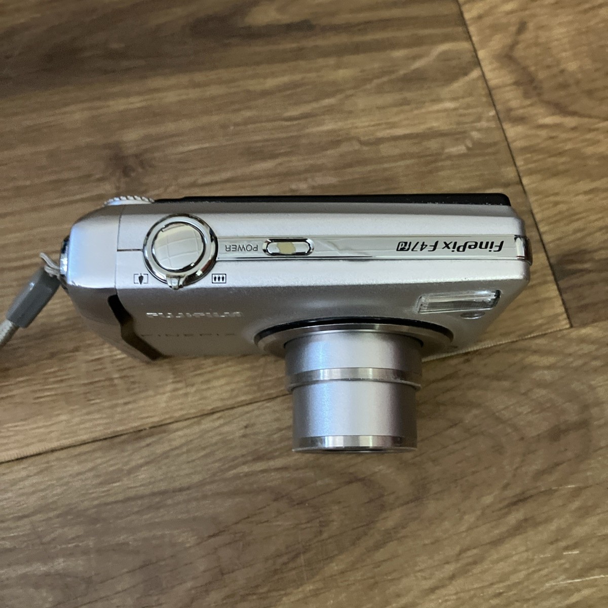Fujifilm FinePix F Series F47fd 9.0MP Digital Camera - Silver for