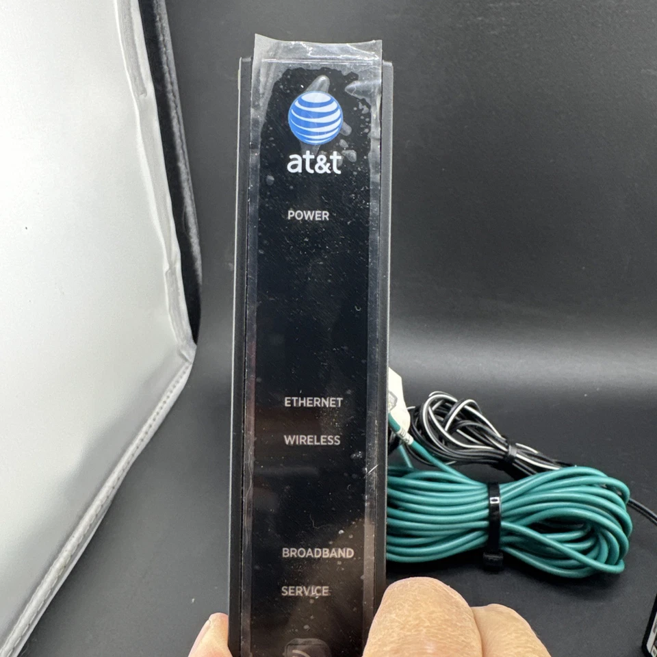 Gateway DSL inalámbrico AT&T U-verse (Pace) 5031NV con base, cable de alimentación, cable DSL Foto 2 de 4
