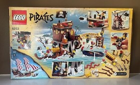 LEGO PIRATES: "Shipwreck Hideout"  (6253) - 310pcs - FREE SHIP!!