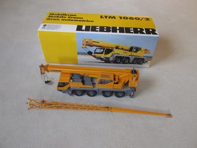 Liebherr Mobilkran LTM 1060/2 Conrad No.2094 Scale 1:50