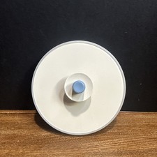 Tupperware 2-Quart Pitcher Push Button Lid RE...