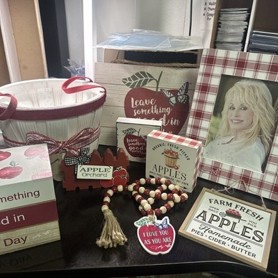 9 Piece Dolly Parton Limited Edition Apple Set Only Sold At Dollar General