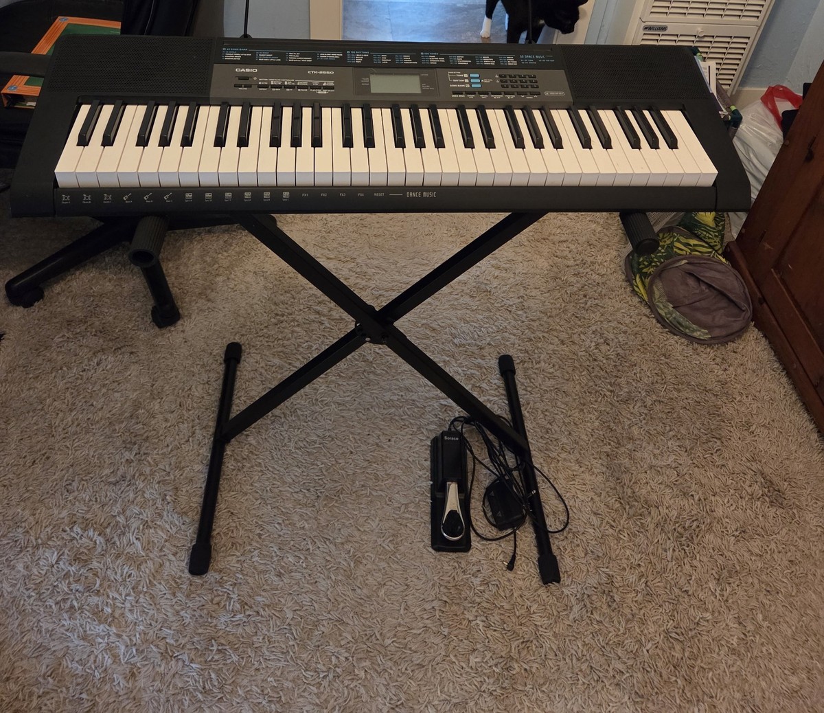 CASIO キーボード CTK-2550 Casio CTK-2550 61 Key Portable Black Keyboard with App