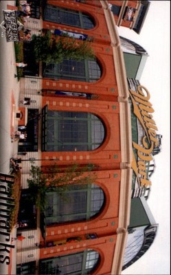 2010 Upper Deck #556 Milwaukee Brewers BP - BB