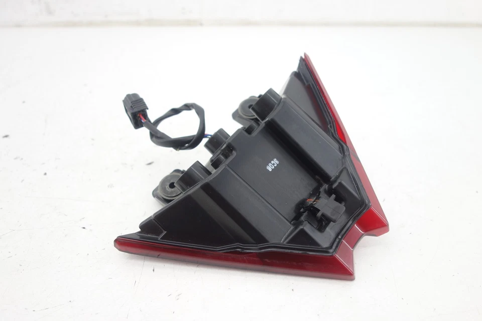 Luz trasera freno trasero 24-25 Kawasaki Ninja 500 Z500 OEM 23025-040 Foto 2 de 4