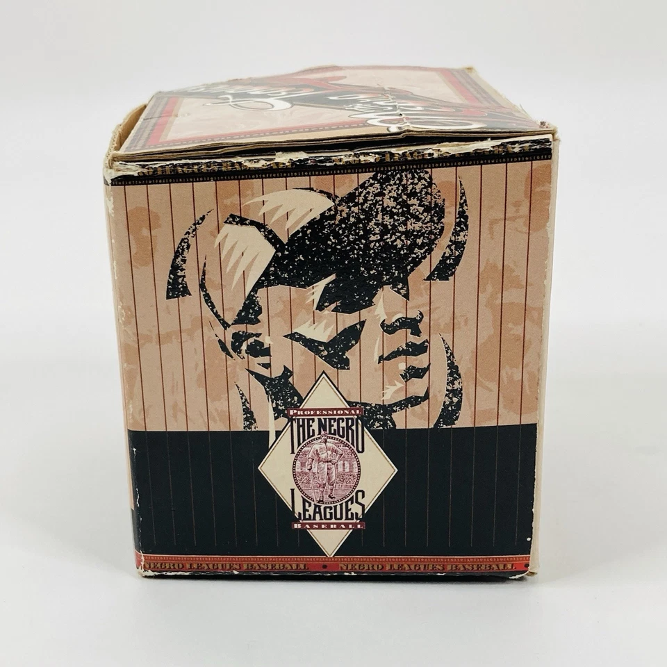 Adorno de Navidad de porcelana de las ligas de béisbol negras en caja BARONES NLBM 1994 Foto 2 de 4