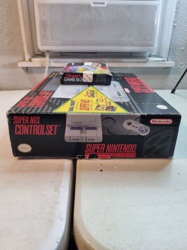 Super Nintendo SNES Super Game Boy Set Very Rare Walmart CIB Serials Match - Picture 19 of 24