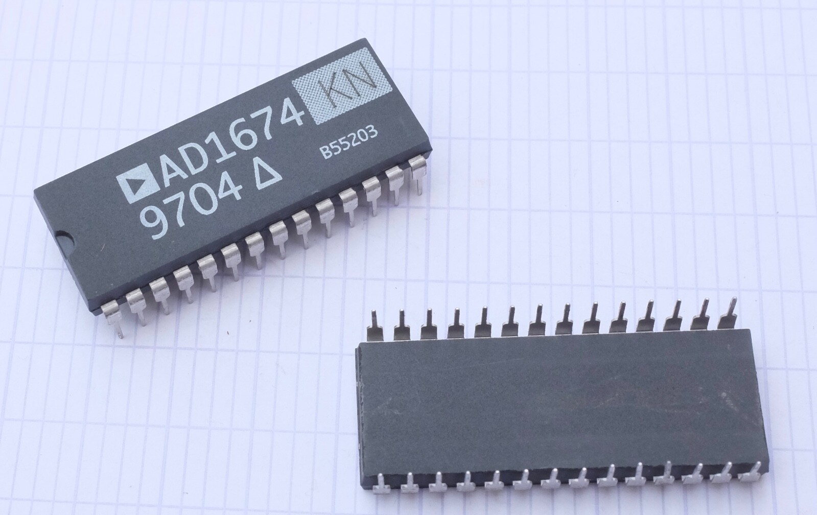 AD1674KNZ Analog Devices DIP16 pour stabiliser l'acquisition de vos capteurs industriels