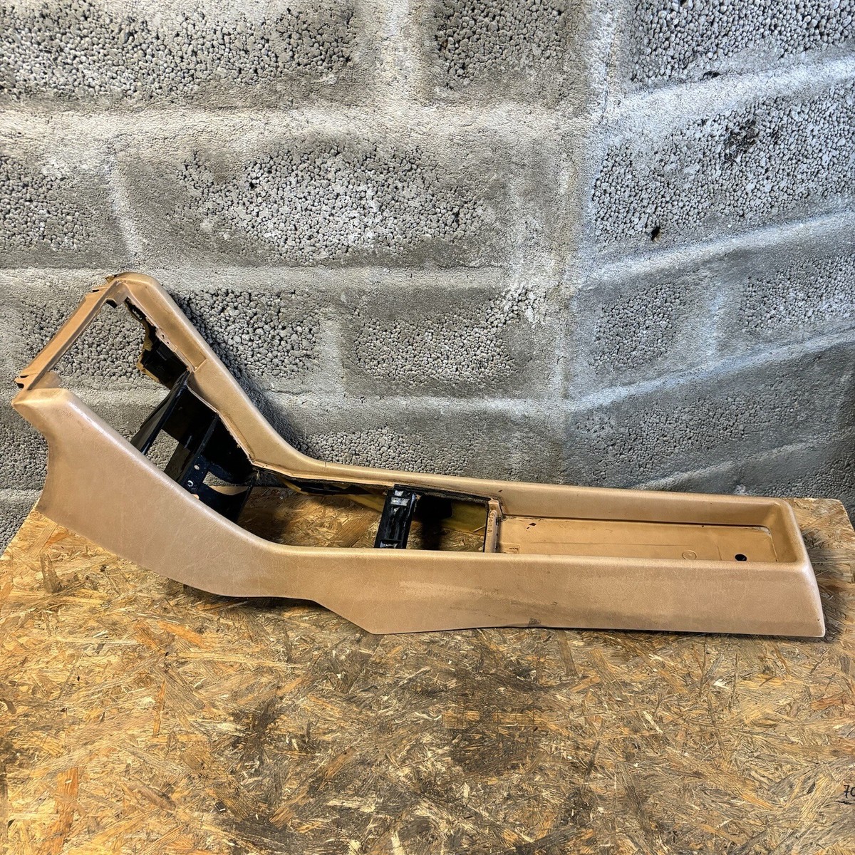 Mercedes-Benz W124 Interior Centre Console Brown | eBay