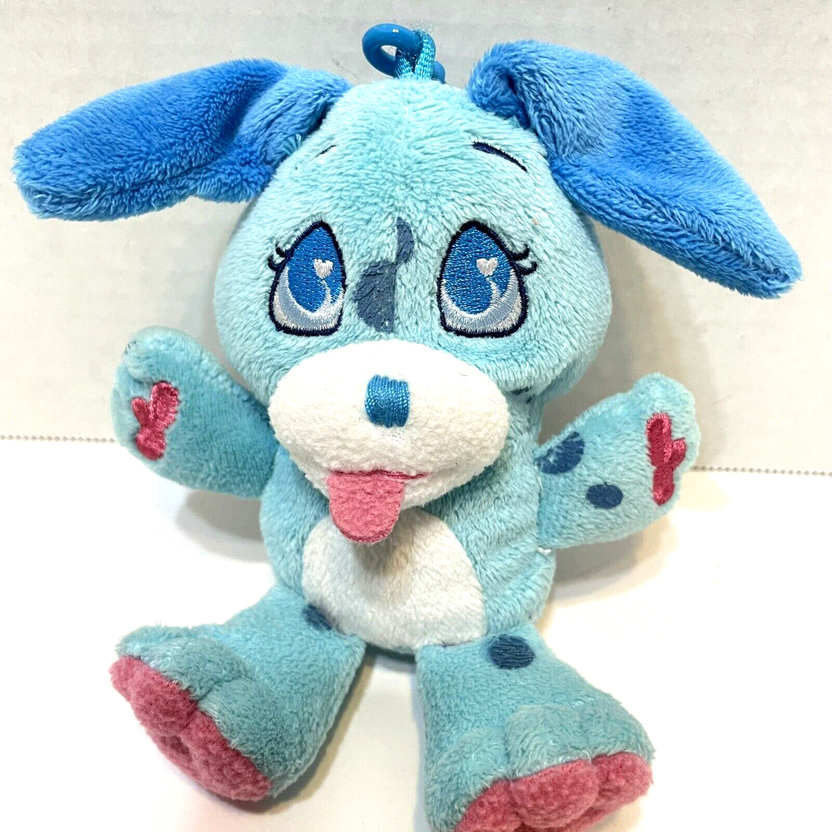 Wuggle Pets Plush Stuffed Blue Spotted Puppy Dog Backpack Clip inches