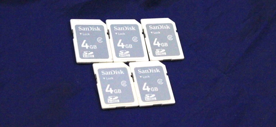 Lot of 5 SanDisk C2 4GB Memory SD SDHC Card White - Image 2 of 4