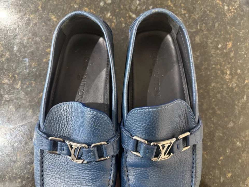 Zapatos mocasines sin cordones para hombre LOUIS VUITTON Hockenheim azules lisos talla 9 LV 10 EE. UU. Foto 4 de 4