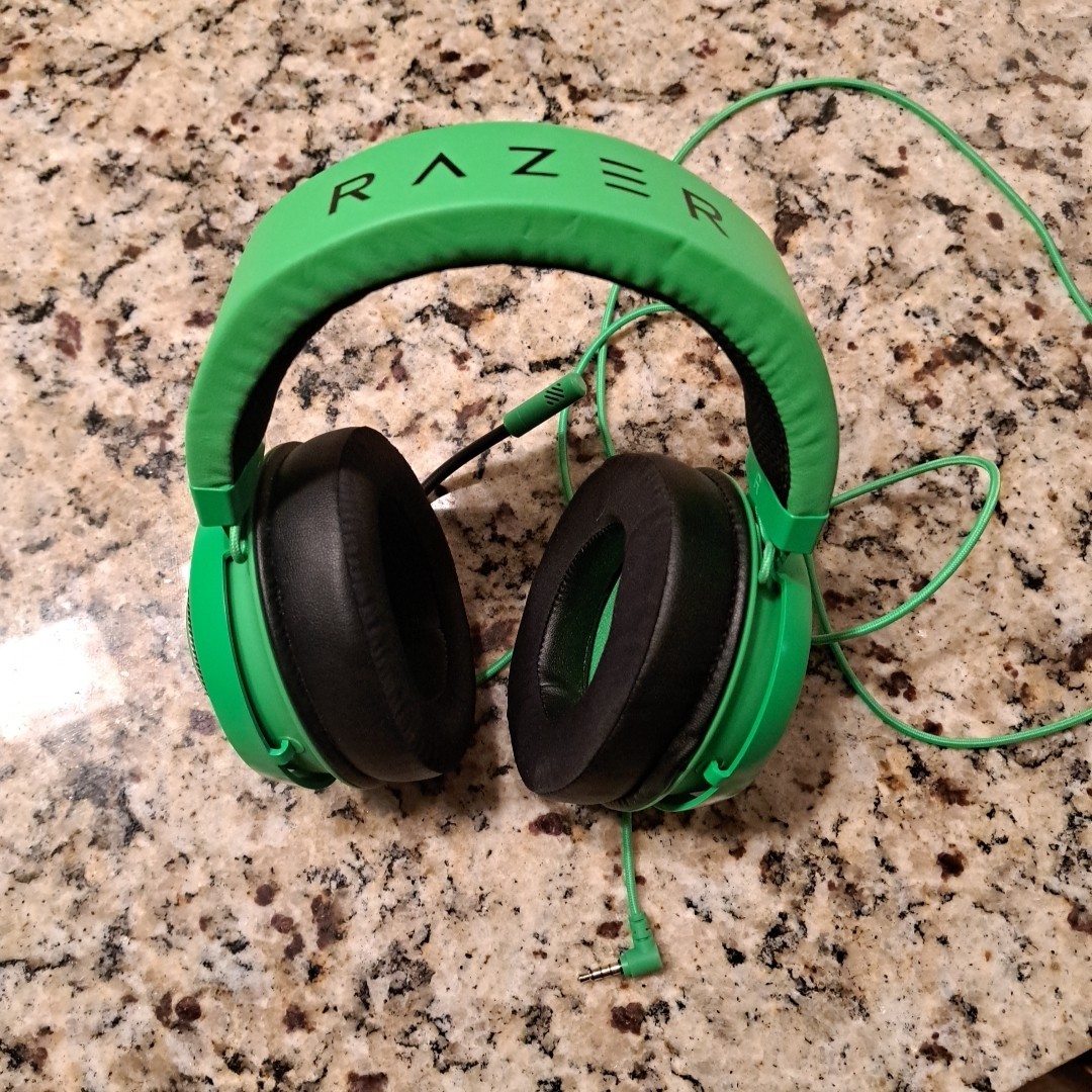 Razer Kraken Gaming Headset RZ04-0283 Lightweight 3.5 mm Audio