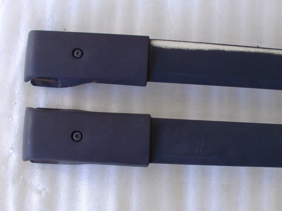 Juego de barras transversales para portaequipajes de techo Subaru Forester 2009-2013 con tornillos OEM Foto 2 de 4