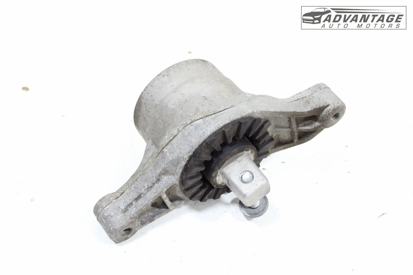2014-2024 MASERATI QUATTROPORTE 3.0L ENGINE LEFT SIDE MOUNT BRACKET SUPPORT OEM