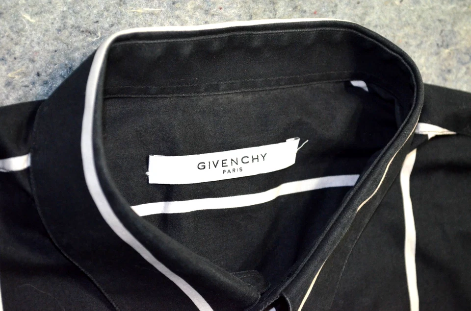 $950 Givenchy 2016 Black/White Striped Shirt Size 42/Large Relaxed Columbian Fit - Image 4 of 4