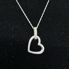 10k Solid White Gold Heart Pendant Diamond Accented Bail W 17  Chain 1.5g
