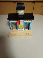Thomas Wooden Railway Wellsworth Station Building Very Good Condition