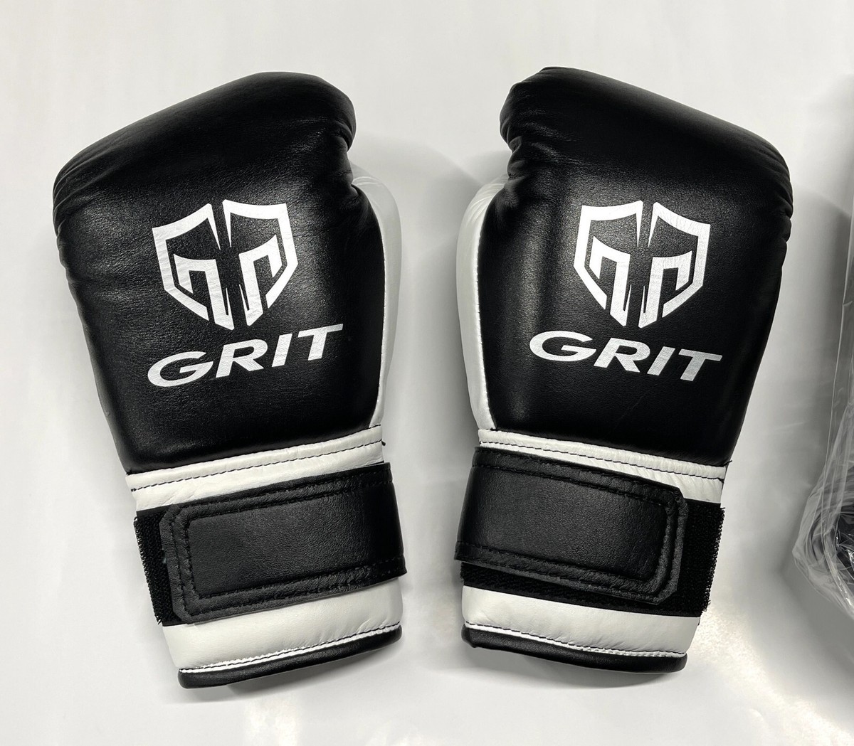 GRIT ボクシンググローブ 新発売　人気商品　DIAGONAL LIST GRIT ボクシンググローブ 新発売 人気商品 DIAGONAL LIST