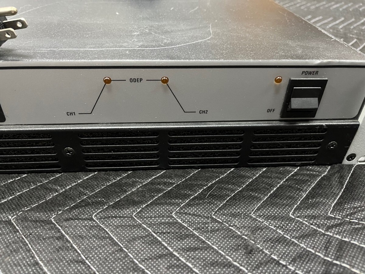 Crown Micro-Tech 600 Two-Channel Power Amplifier w XLR Option