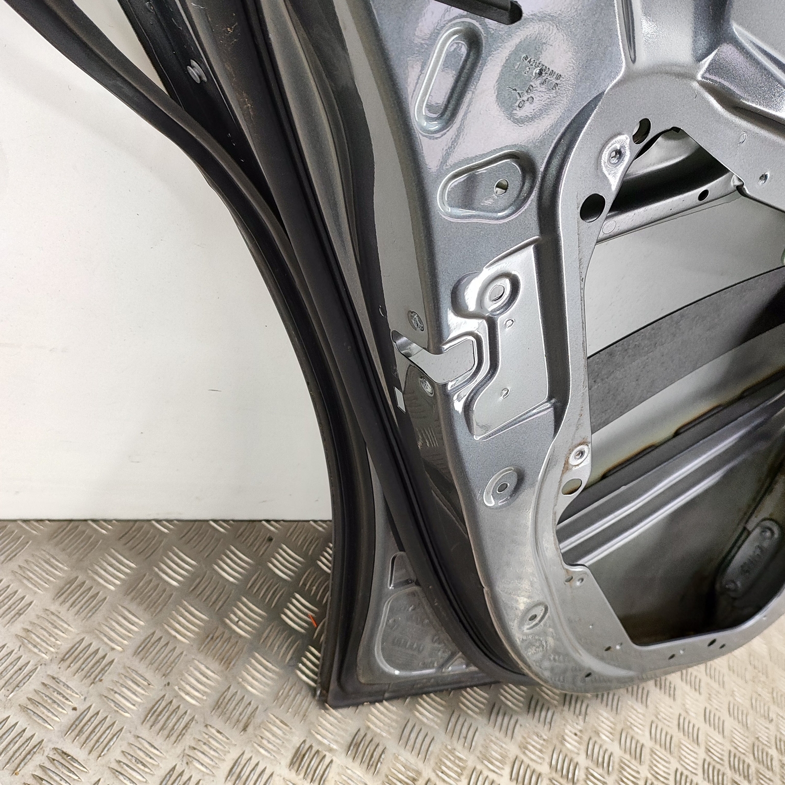 MERCEDES-BENZ E W213 Rear Left Door A2137320110 | eBay 