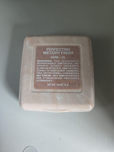 BeautiControl Perfecting Wet/Dry Finish Foundation DARK Powder .53oz Compact - Picture 3 of 3