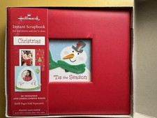 Hallmark 6x6 Instant Scrapbook for Christmas - 20 Designed And Embellished Pages