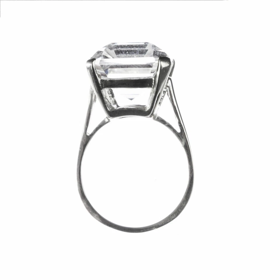 Anel de coquetel maciço de cristal de rocha corte esmeralda esterlina - Imagem 3 de 4