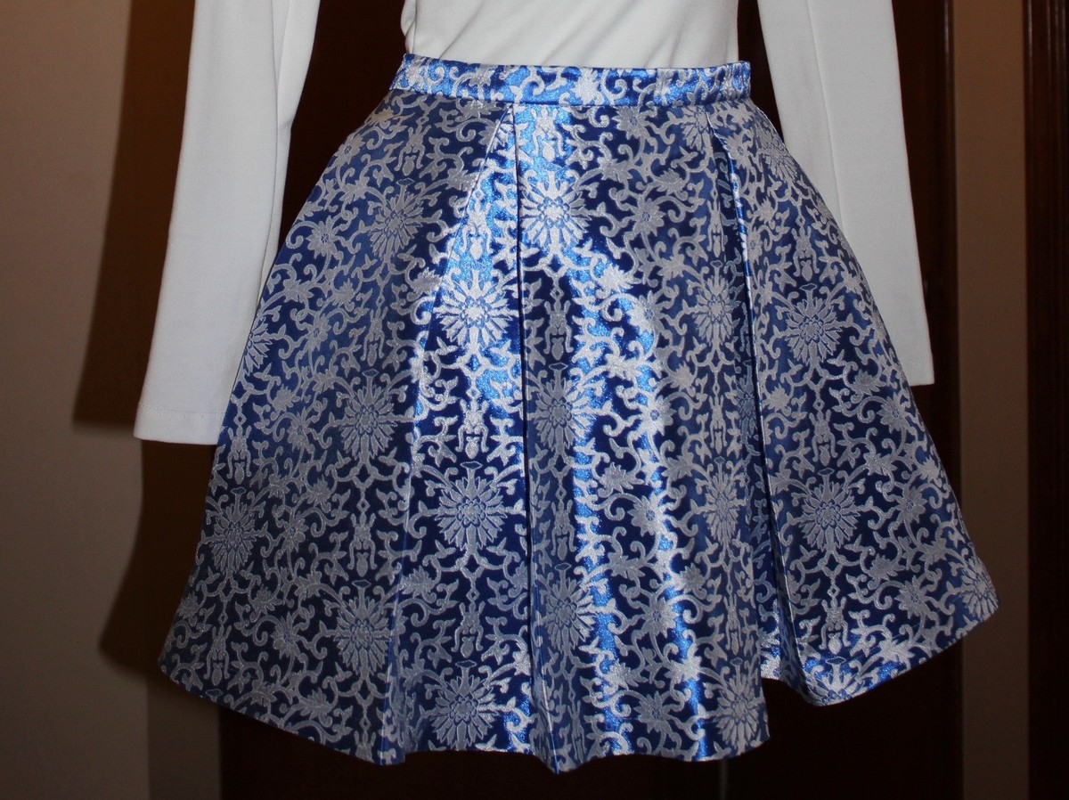 Floral Jacquard Volume Skirt black herliptoFloral Jacquard Volume