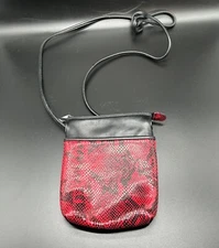 ILI New York Toronto Black Leather Crossbody Bag Purse Red Black Snake Skin