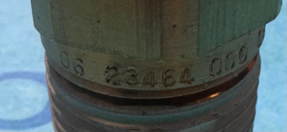 06-23464-000 Genuine Freightliner Transmission Oil Temperature OEM