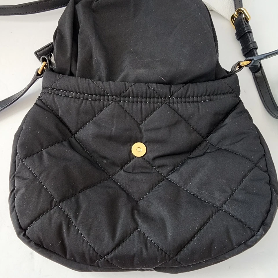 Mini Bolso Mensajero Marc Jacobs Acolchado Negro Nylon Correa de Hombro Ajustable De Colección Foto 2 de 4