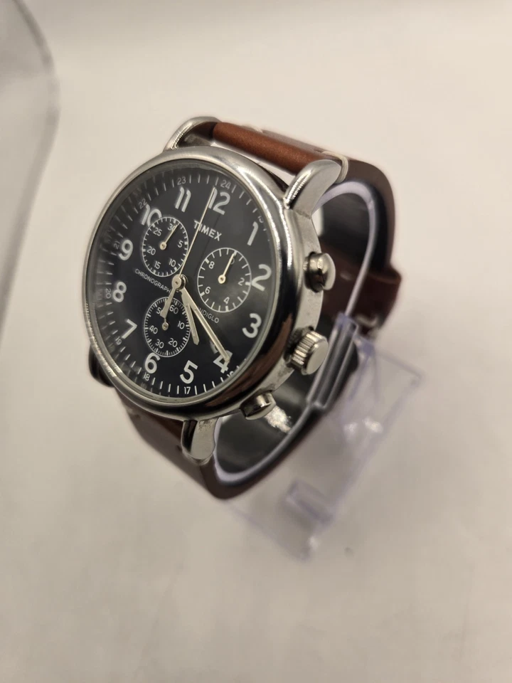 Timex Weekender Chronograph Watch Mens 40mm Blue INDIGLO TW2R63200 MINOR DEFECT  - Image 3 of 4