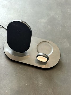 Belkin BOOST CHARGE 3-in-1 Wireless Charger WIZ001 iPhone Apple Watch AirPods