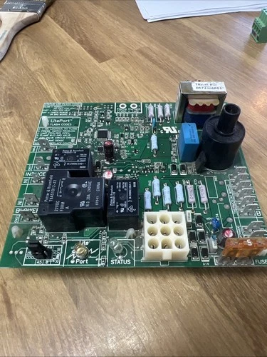 D672386P01 GOOD gas furnace control circuit board