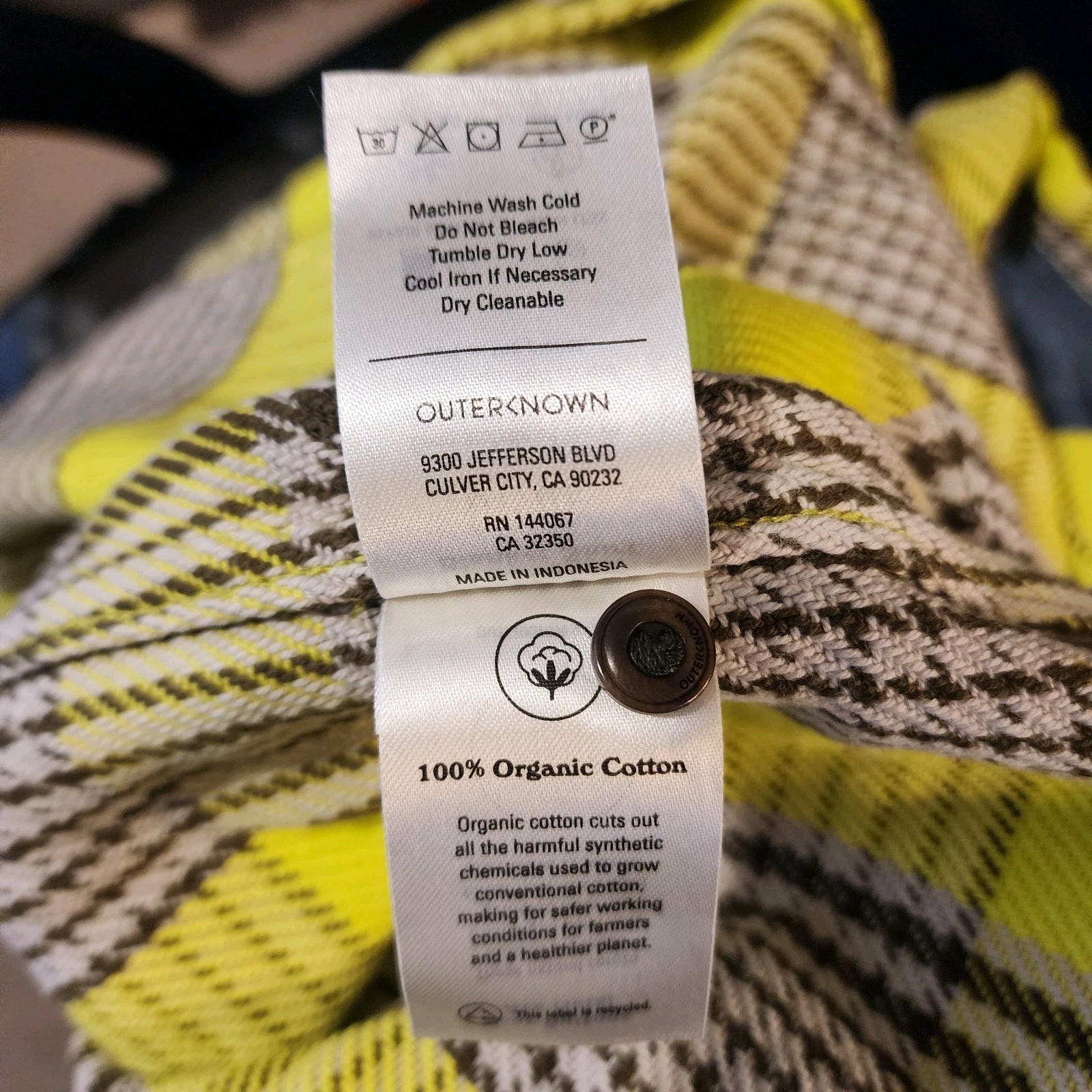 OuterKnown Button Down Plaid Flannel Blanket Shir… - image 10