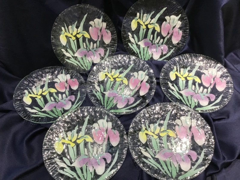 7 SYDENSTRICKER fused ART glass LUNCHEON PLATES IRIS beautiful! ⭐️⭐️⭐️⭐️⭐️⭐️⭐️⭐️