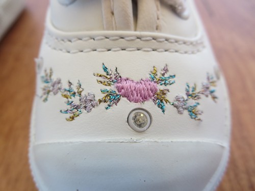 Vtg. KED'S White w/ Pink Garland Sparkles Toddler Size 4 1/2 M Canvas Shoes New! - Picture 5 of 13