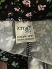 Terra and Sky Pink Ditzy Floral High Rise Capri Leggings 3X (24W-26W) NWT — photo 9