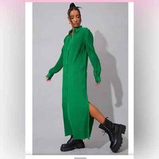 PrettyLittleThing Green Plisse Button Up Split Hem Dress size 0