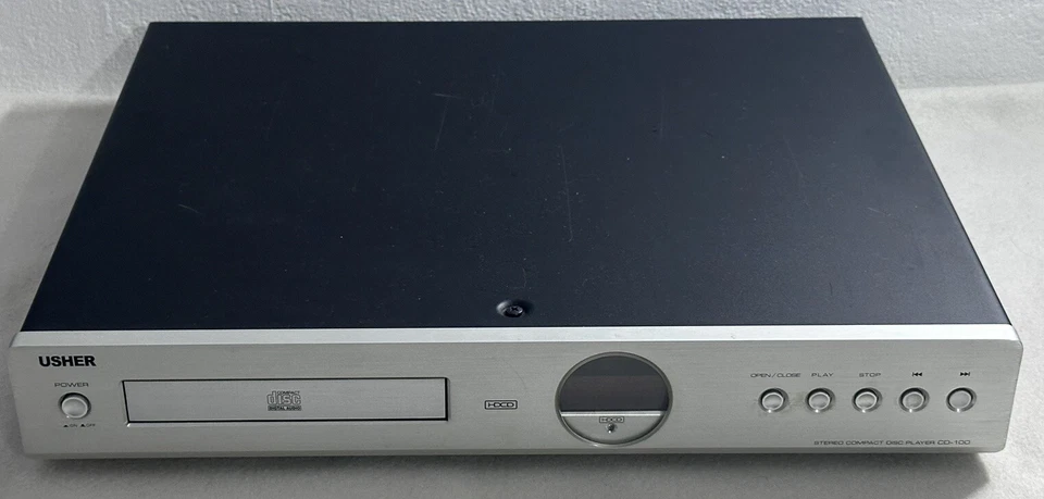 USHER CD 100 HIGH END CD PLAYER 