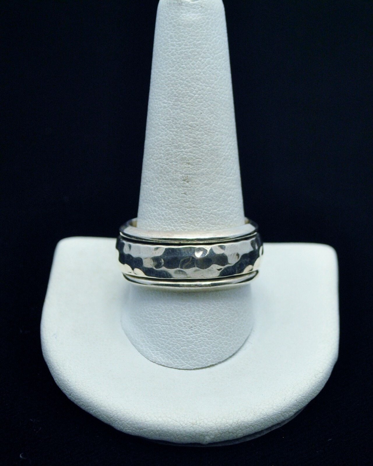 STERLING SILVER UNIQUE SPINNER DESIGNED RING W HA… - image 1