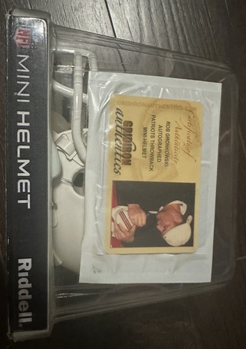 Rob Gronkowski Signed Mini Helmet- Riddel. Photo of Gronk Signing - Picture 2 of 3