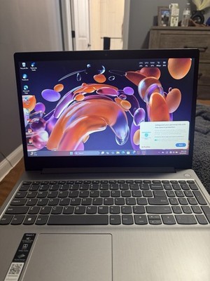 Lenovo Ideapad 3 15.6'' Laptop AMD Ryzen 5 8GB RAM 256GB SSD Silver Windows 11